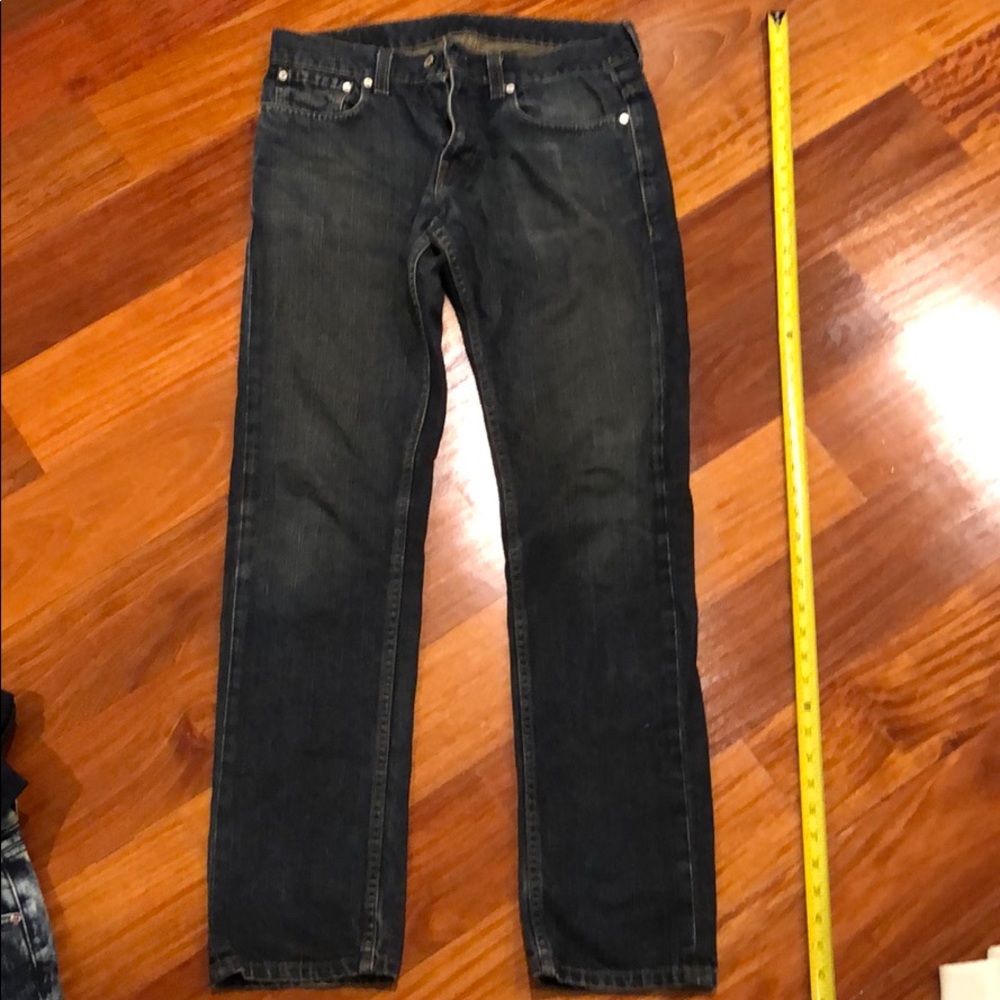 Levi’s dark navy denim 32x32
